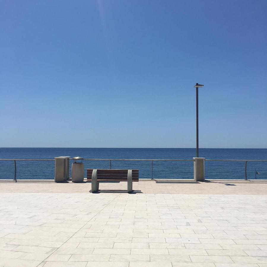 Minerva Appartement Deiva Marina Buitenkant foto
